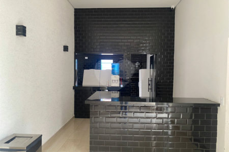 Casa à venda com 3 quartos, sendo 1 suíte, em Condomínio Flamboyant-b, Atibaia, SP