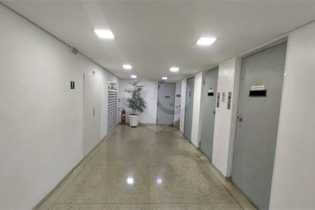 Apartamento à venda com 2 quartos em Sé, São Paulo, SP