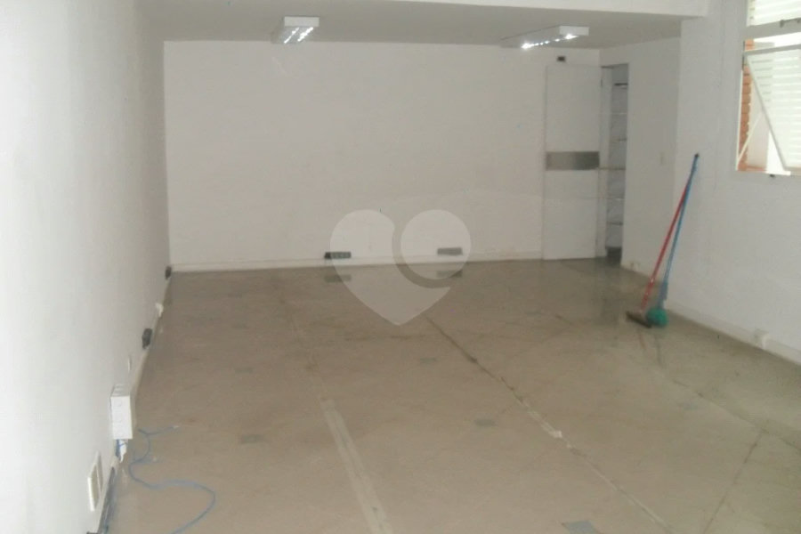 Excelente sobrado/prédio comercial próximo ao Aeroporto de Congonhas!