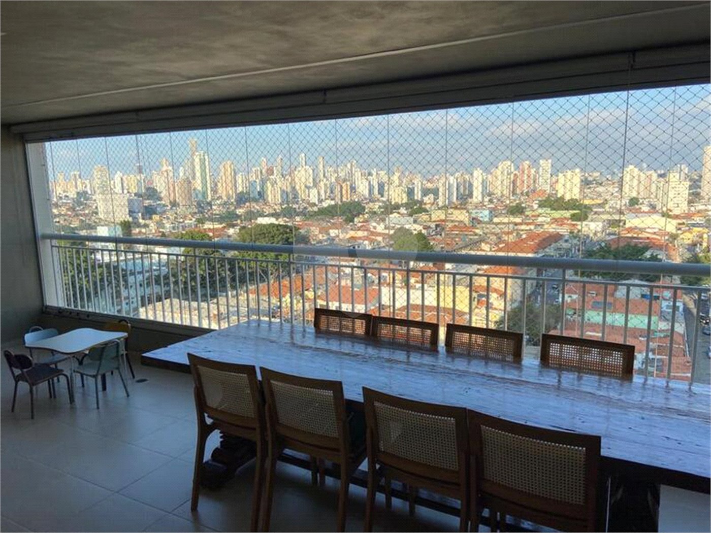 Apartamento à venda Mooca, 149m², andar alto, 3 suítes, 2 vagas, varanda gourmet, porteira fechada