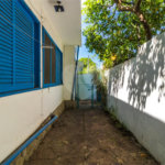 Casa à venda em Moema de 280m² com 4 dormitórios, sendo 1 suíte e 2 vagas de garagem.