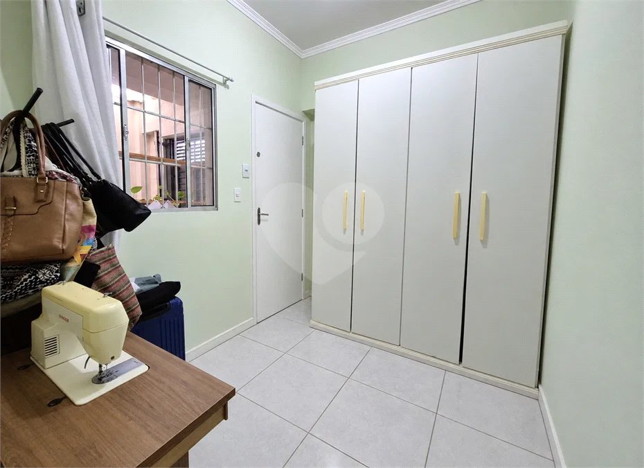 Casa de vila com 3 dormitórios sendo 2 suítes em Santana