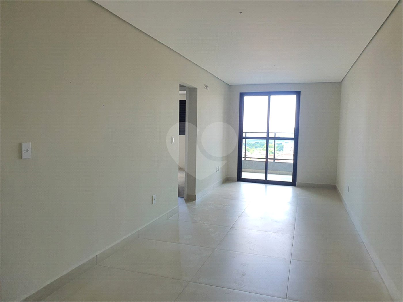 Apartamento à venda com 2 quartos, sendo 1 suíte, em Vila Progresso, Sorocaba, SP