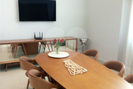 Casa à venda ou para alugar com 3 suítes no condomínio Residencial Central Parque, Salto - SP