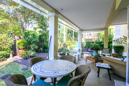 Casa à venda com 4 suítes no condomínio L`exclusive, São Paulo - SP