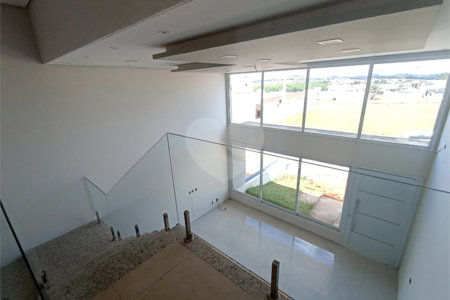 Casa à venda com 3 quartos, sendo 1 suíte, no condomínio Residencial Golden Ville, Itapetininga - SP