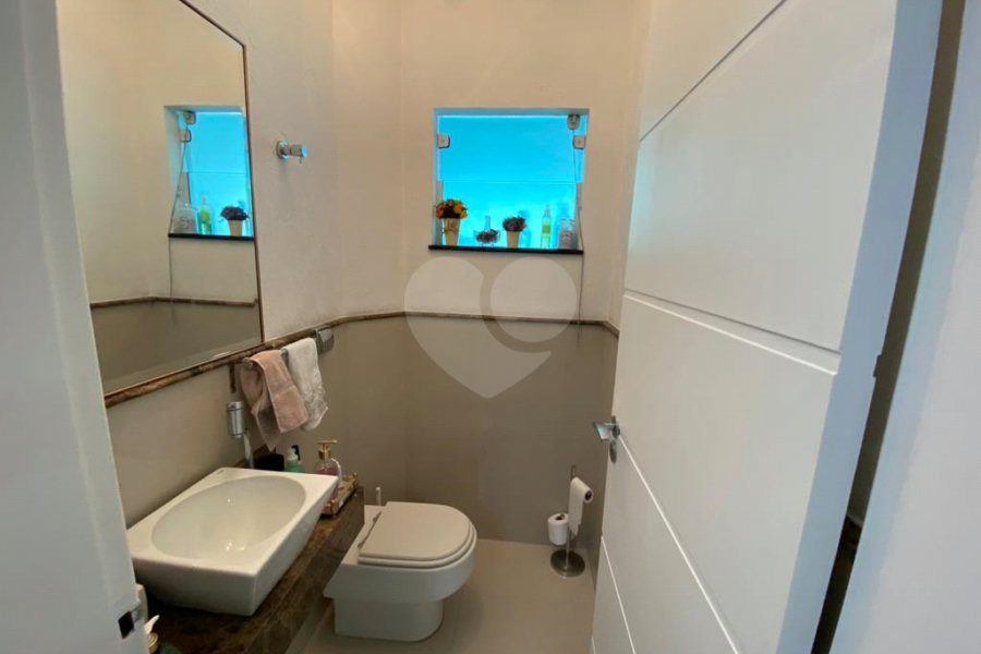 Sobrado à venda com 5 quartos, sendo 4 suítes, em Palmas do Tremembé, São Paulo, SP