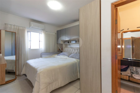 Casa à venda com 3 quartos, sendo 1 suíte, em Jardim Colonial, Atibaia, SP