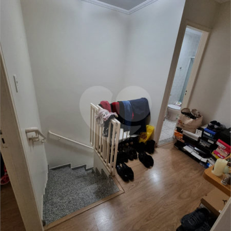 Casa à venda com 3 quartos, sendo 1 suíte, no condomínio Res Azaléias, São Paulo - SP