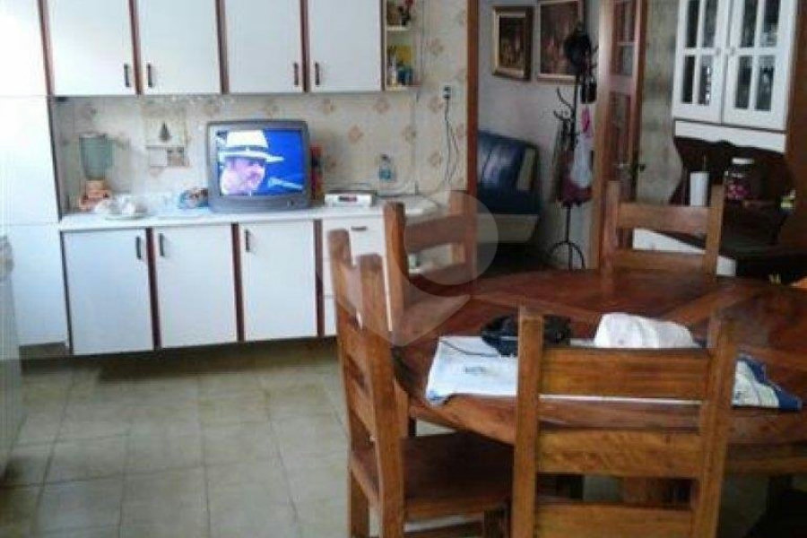 Sobrado à venda com 3 quartos em Água Fria, São Paulo, SP