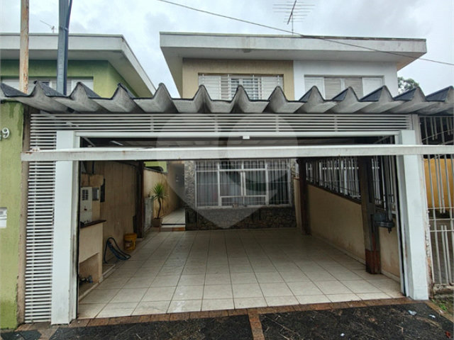 Sobrado à venda com 3 quartos, sendo 1 suíte,  em Tremembé, São Paulo, SP