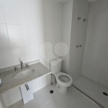 Apartamento à venda com 3 quartos, sendo 1 suíte, em Alto da Boa Vista, São Paulo, SP