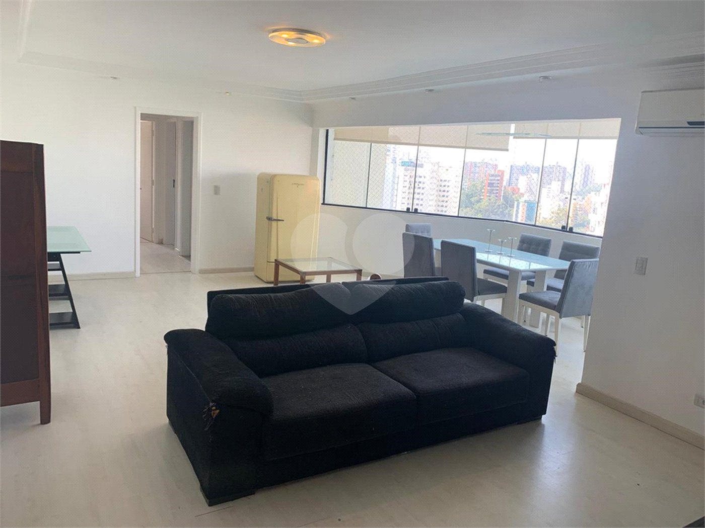 Apartamento à venda com 3 quartos, sendo 1 suíte,  em Vila Andrade, São Paulo, SP