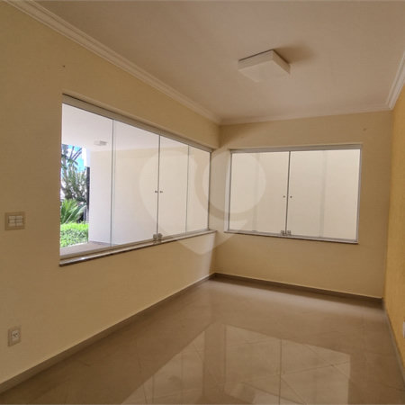 Casa à venda ou para alugar com 3 quartos, sendo 1 suíte,  no condomínio Residencial Villa dos Inglezes, Sorocaba - SP