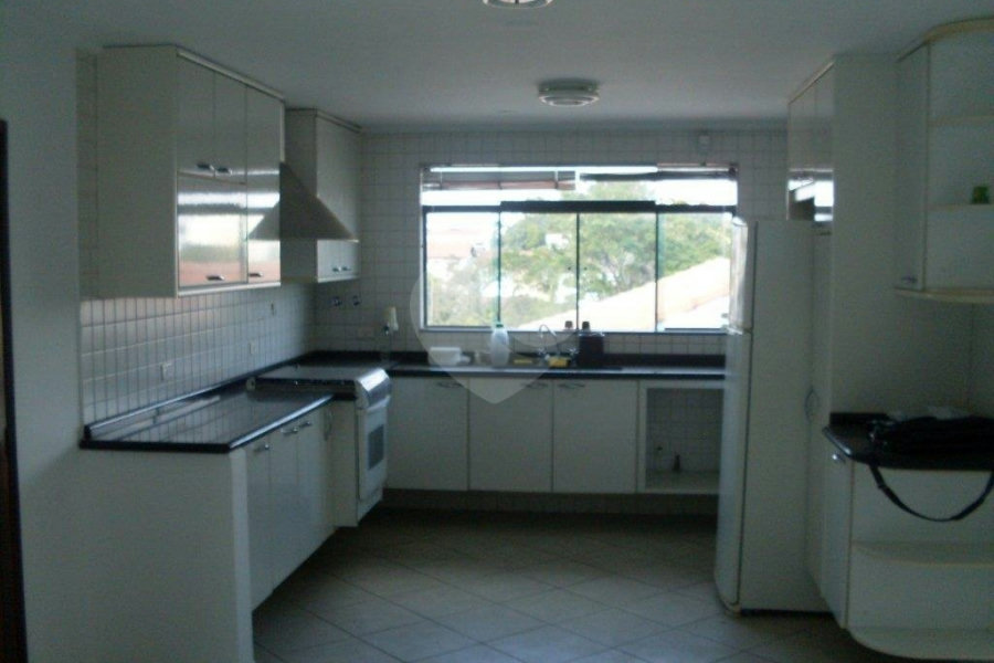 Casa à venda com 3 quartos, sendo 1 suíte,  em Vila Irmãos Arnoni, São Paulo, SP