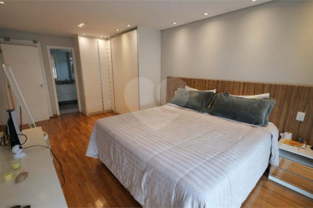 Apartamento á venda - Vila Olímpia