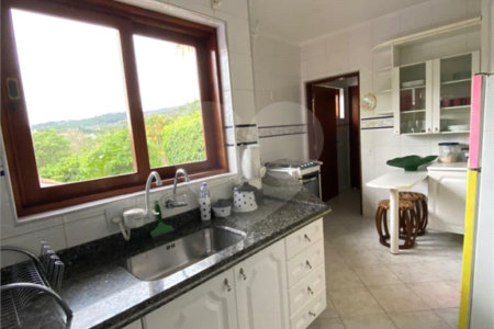 Casa à venda com 7 suítes no condomínio Capela do Barreiro, Itatiba - SP