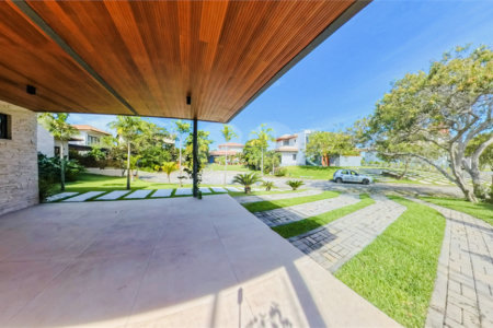 Casa em condomínio à venda com 5 suítes em Manguinhos, Armação dos Búzios, RJ