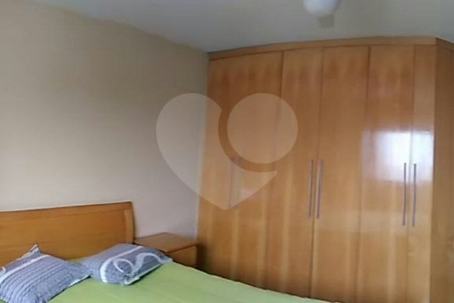 Sobrado à venda com 3 quartos, sendo 1 suíte,  em Vila Guilherme, São Paulo, SP
