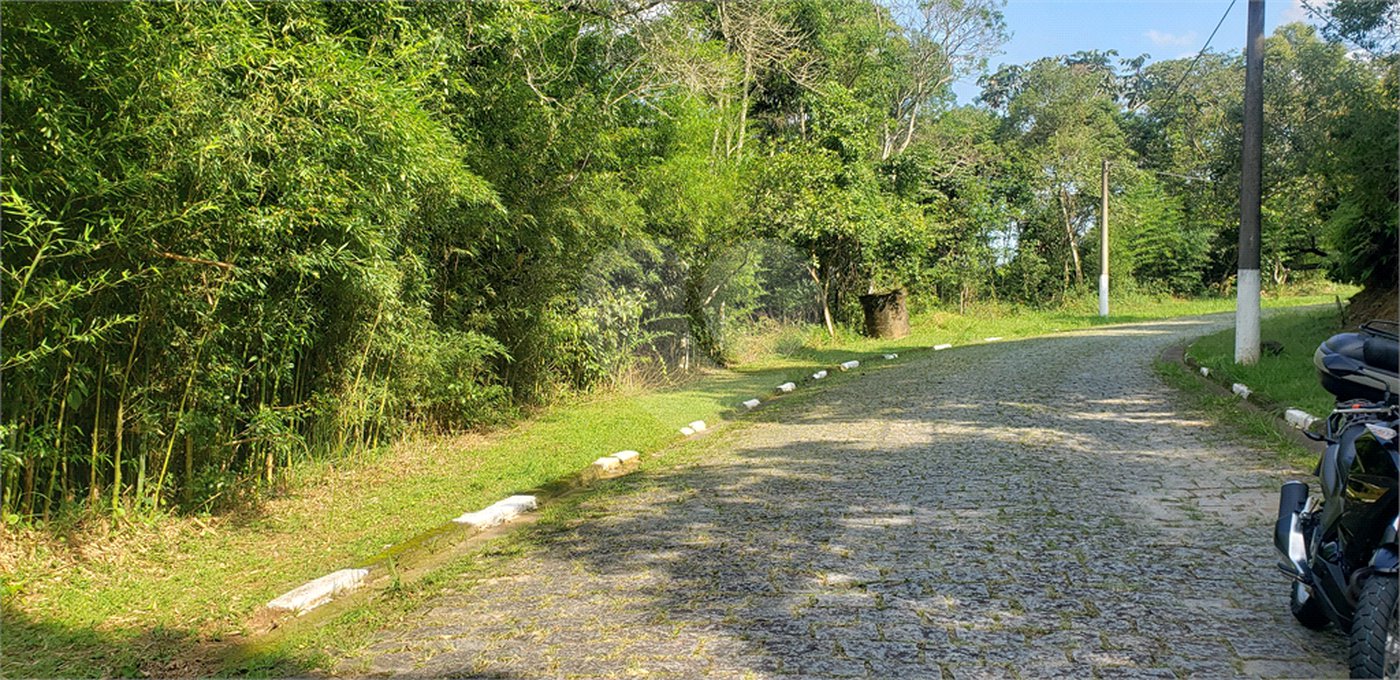 Terreno à venda no condomínio Parque Suiça, Caieiras - SP