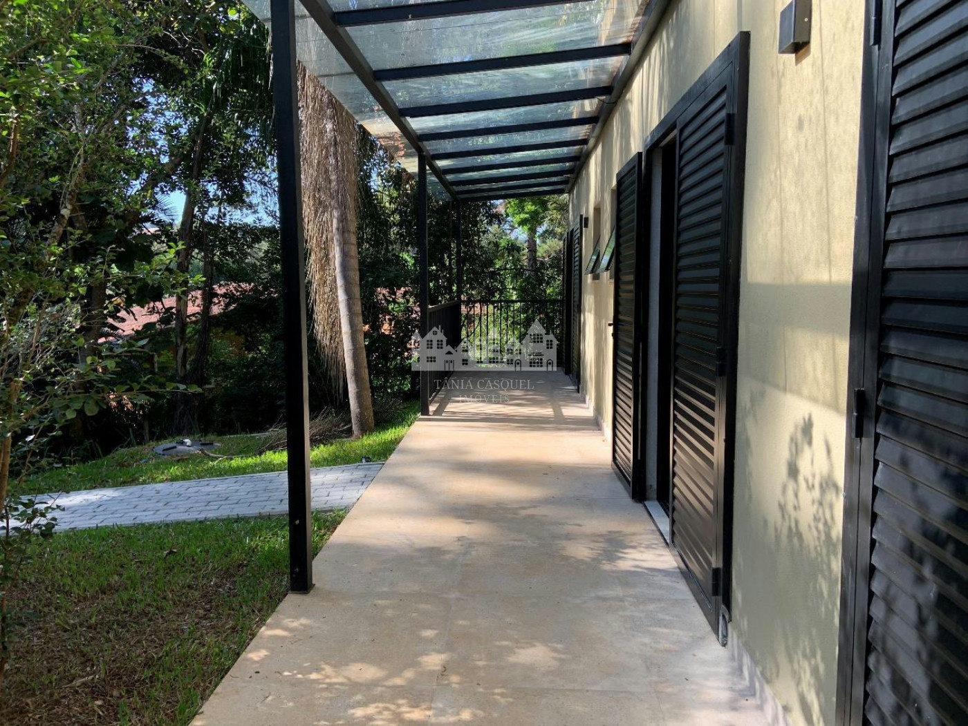 Casa à venda ou para alugar com 3 suítes no condomínio Estância Parque Atibaia, Atibaia - SP