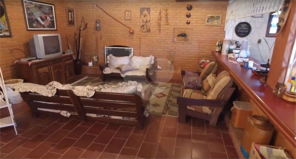 Sítio à venda com 4 quartos, sendo 2 suítes, em Jardim Maracanã, Atibaia, SP