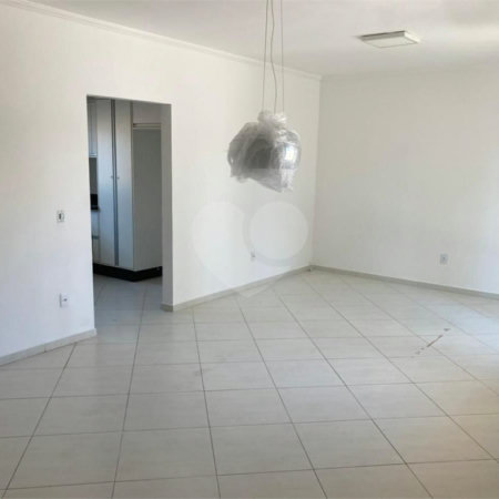 Sobrado à venda com 3 quartos, sendo 1 suíte, em Jardim Nathalie, Mogi das Cruzes, SP