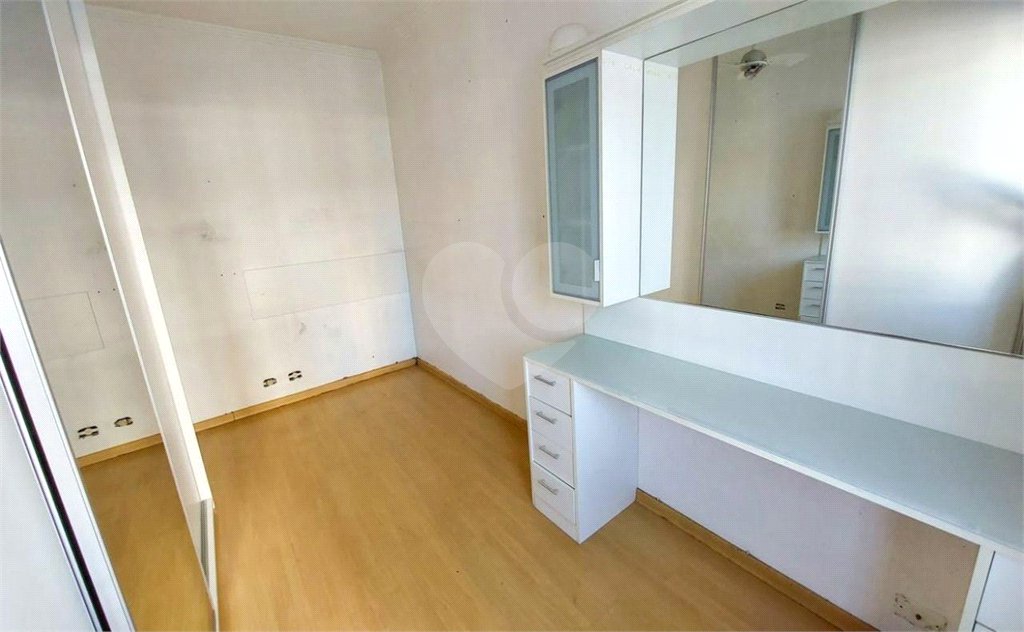 Apartamento de 03 dormitórios. Agende uma visita.