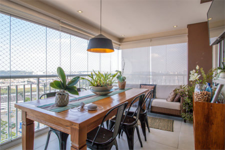 Apartamento à venda com 2 quartos, sendo 1 suíte, em Santo Amaro, São Paulo, SP