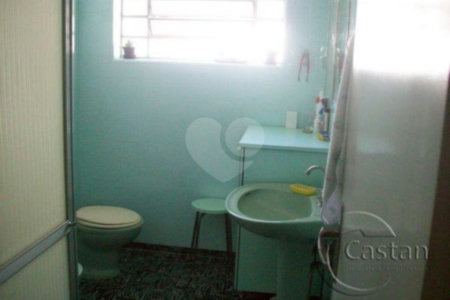 Sobrado à venda com 4 quartos, sendo 1 suíte, em Vila Monumento, São Paulo, SP