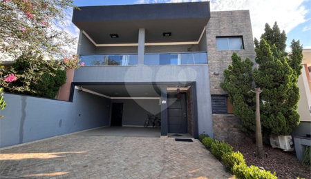 Casa à venda com 4 quartos, sendo 2 suítes,  no condomínio Carmen Blanco, Sorocaba - SP