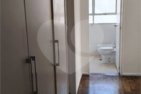 Apartamento à venda ou para alugar com 3 quartos, sendo 1 suíte, em Itaim Bibi, São Paulo, SP