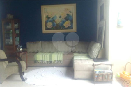 Casa à venda com 2 quartos, sendo 1 suíte, no condomínio Vinhas da Vista Alegre - Lado Sede, Vinhedo - SP