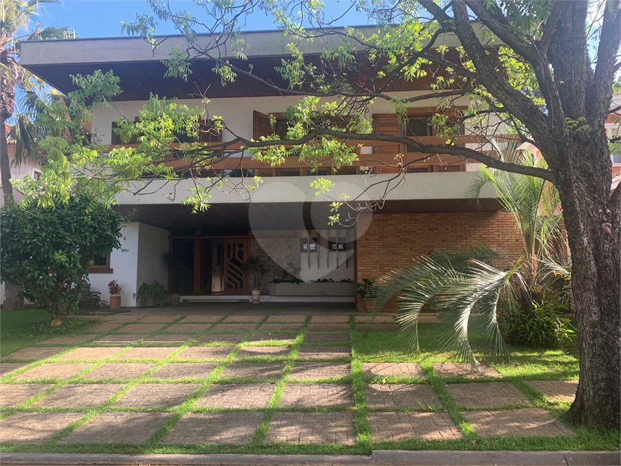 Casa à venda com 3 quartos, sendo 2 suítes,  no condomínio Village Davignon, Sorocaba - SP