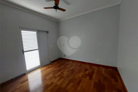 Casa à venda com 3 quartos, sendo 1 suíte, no condomínio Village Saint Clair, Sorocaba - SP