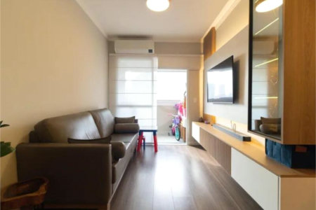 Apartamento à venda com 3 quartos, sendo 1 suíte, em Vila Mariana, São Paulo, SP