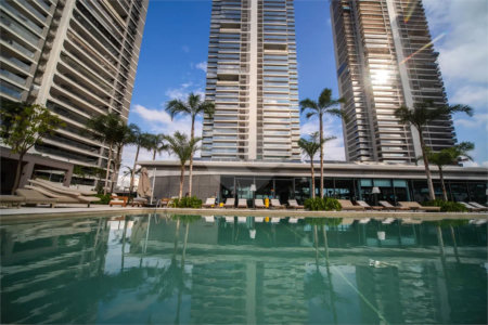 Apartamento à venda com 3 suítes em Jardim Morumbi, São Paulo, SP