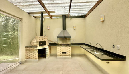 Casa à venda com 4 suítes no condomínio Recanto Impla, Carapicuíba - SP