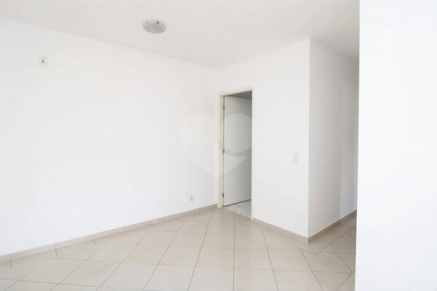 Apartamento à venda com 2 quartos em Vila Guilherme, São Paulo, SP