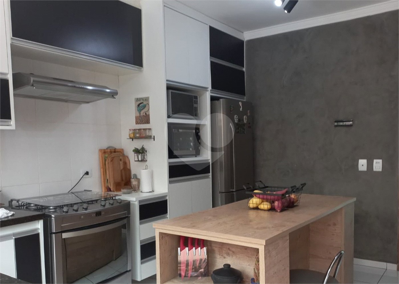 Casa à venda com 3 quartos, sendo 1 suíte,  em Parque São Domingos, São Paulo, SP