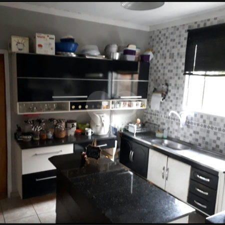 Casa à venda com 4 quartos, sendo 2 suítes, no Centro, São José dos Campos, SP