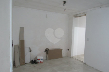 Casa à venda com 1 suíte em Vila Amorim, Suzano, SP