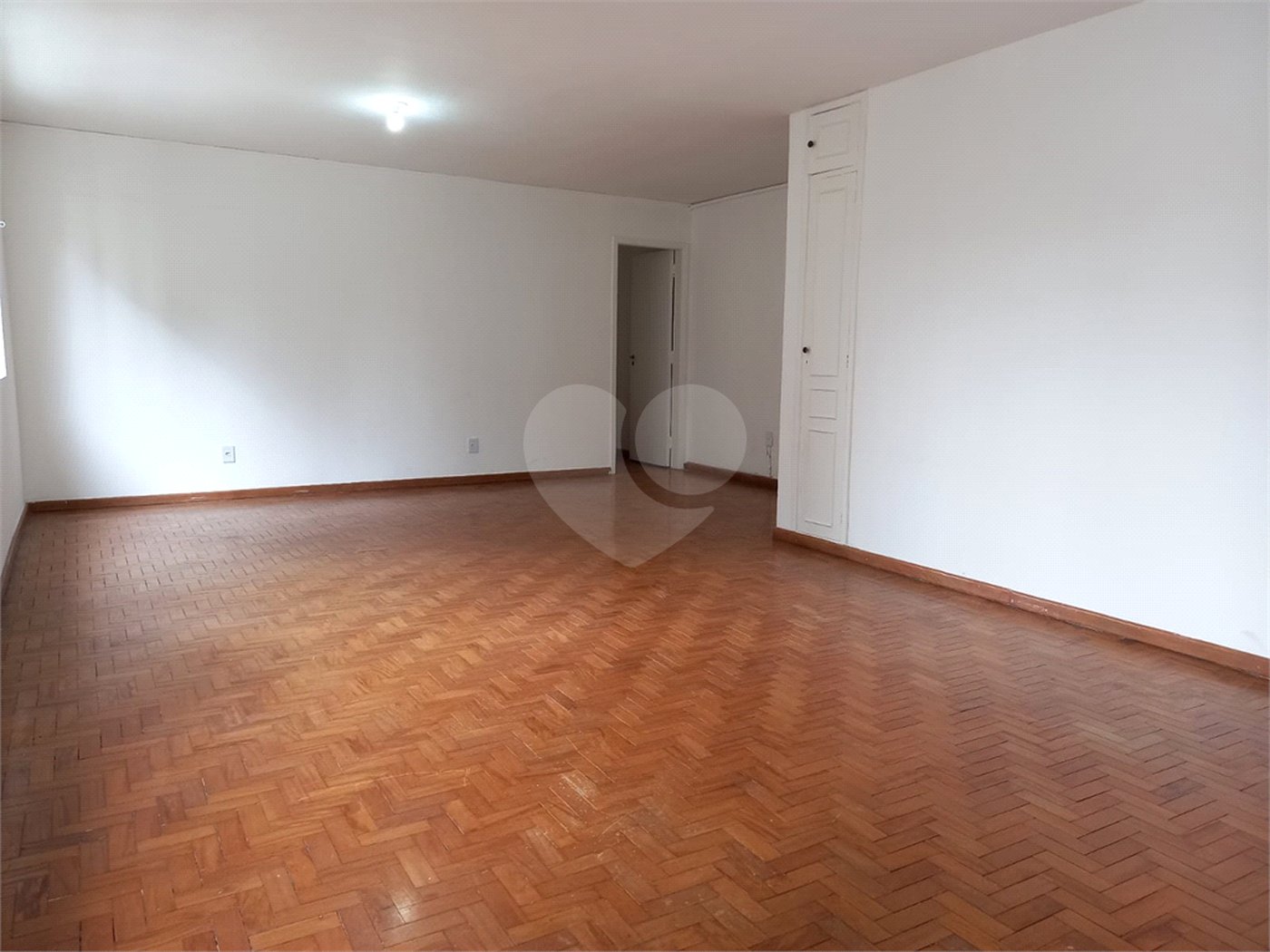 Apartamento à venda com 3 quartos, sendo 1 suíte, em Pinheiros, São Paulo, SP
