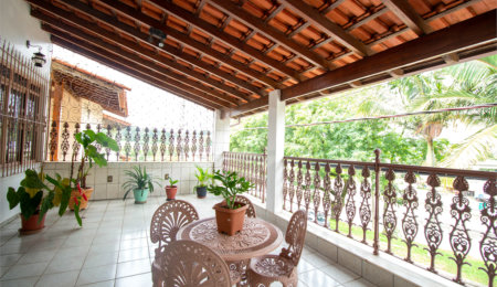 Sobrado à venda com 5 quartos, sendo 1 suíte,  em Jardim Villaça, São Roque, SP