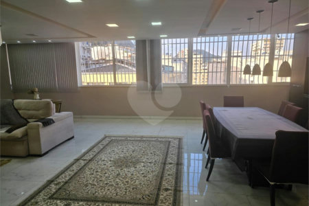 Apartamento à venda com 3 quartos, sendo 1 suíte, em Copacabana, Rio de Janeiro, RJ