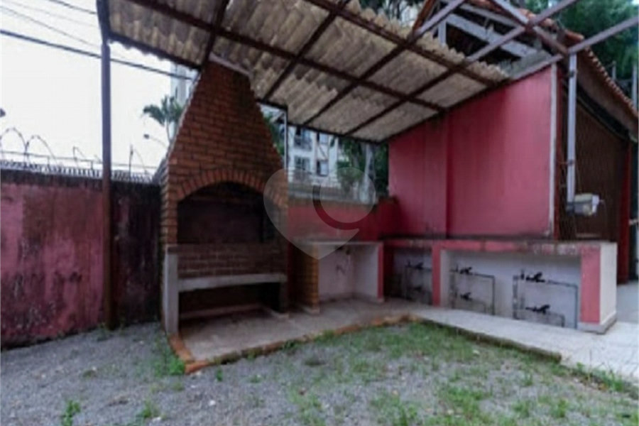 Casa para alugar com 2 quartos, sendo 1 suíte,  no condomínio Nova Carioba, São Paulo - SP