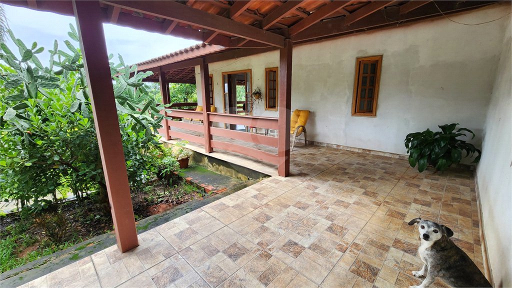 Chácara à venda com 3 quartos, sendo 1 suíte, em Jardim Buru, Salto, SP