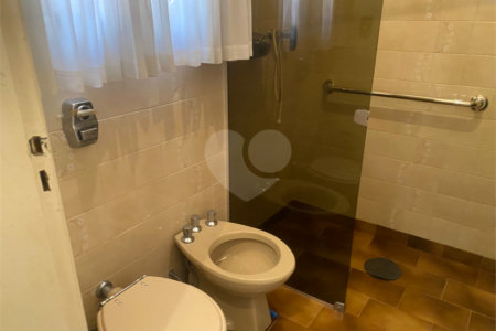 Casa à venda com 2 quartos, sendo 1 suíte, em Vila Rosália, Guarulhos, SP