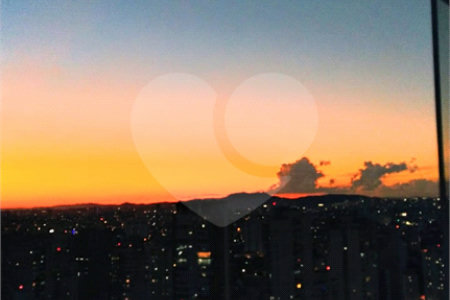 Apartamento à venda com 3 suítes em Santa Teresinha, São Paulo, SP