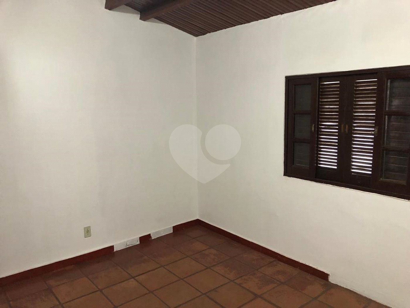 Sobrado à venda com 3 quartos em Serra da Cantareira, Mairiporã, SP